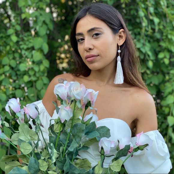 ‼️ Elegant White Puff Sleeve Fitted Classy Dress - Picture 8 of 8